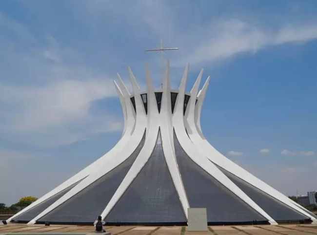 巴西十大著名旅游景点，巴西利亚大教堂是世界上最令人惊叹的教堂之一