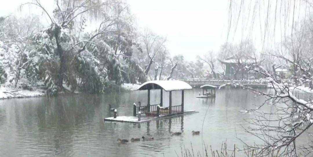 「诗词鉴赏」十首冬景的诗词，冬天的景色，在最美的诗词里