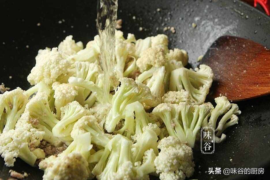 女性不想老得快，要多吃这菜，好吃不贵，护肤养颜抗衰老