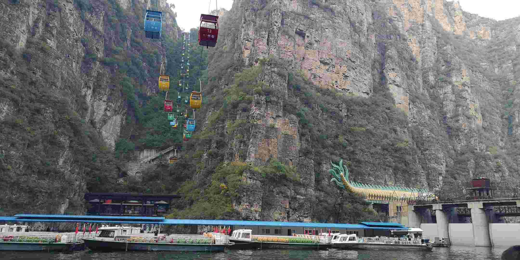 坐船看山是最大亮点：北京龙庆峡旅游攻略