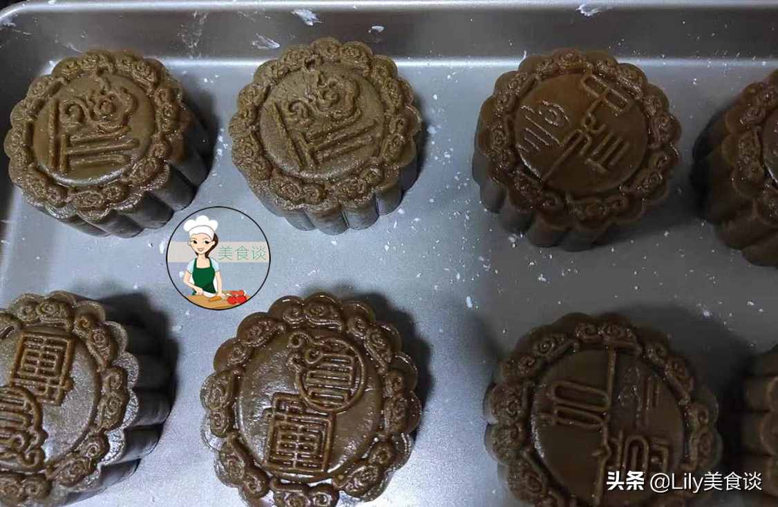 原来做月饼这么简单，配方简单零添加，比买的还香，一次性就成功