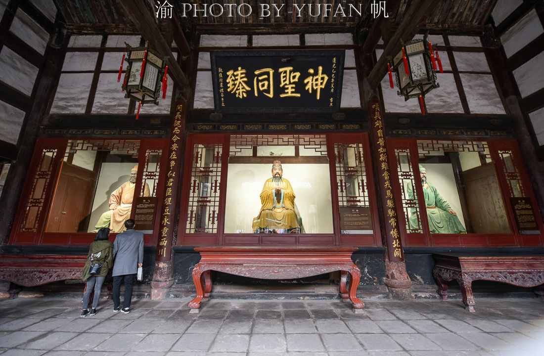 三国圣地成都武侯祠，中国唯一的君臣合祀祠庙，已有1700多年历史