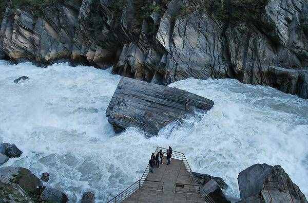 虎跳峡游玩攻略，徒步旅行爱好者最好的归宿