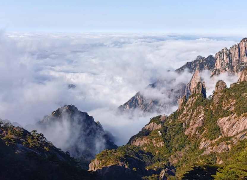 五岳归来不看山，黄山归来不看岳，黄山“四绝”为何独占鳌头？