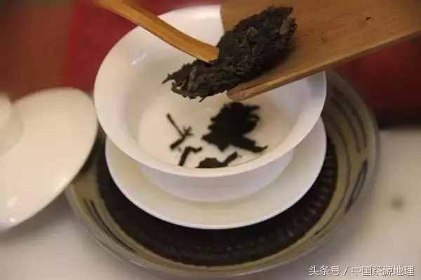 茶叶冲泡方法大全：几种常用泡茶手法对茶叶品质判断影响