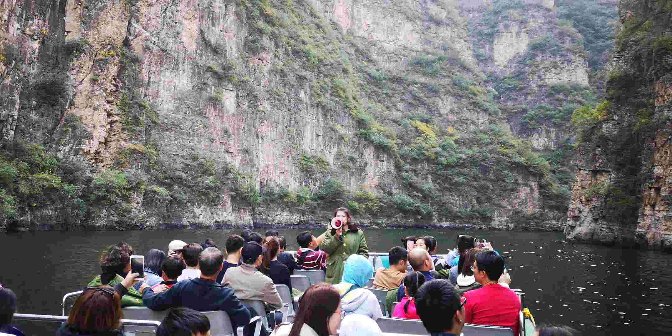 坐船看山是最大亮点：北京龙庆峡旅游攻略