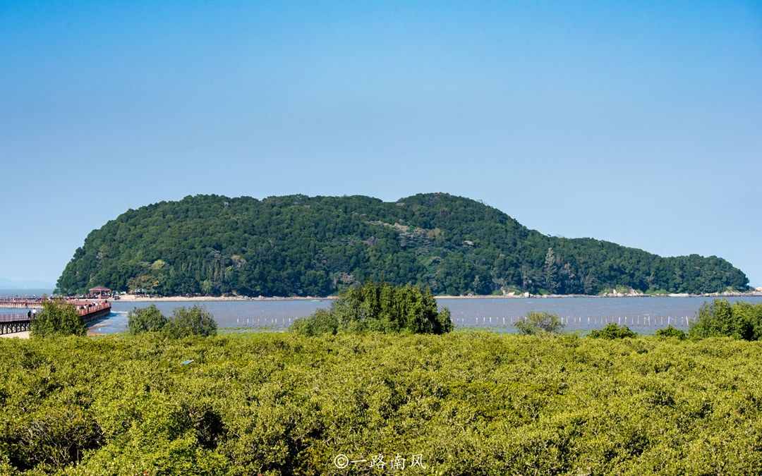 阳江海陵岛，既是广东第四大岛，也是“中国十大最美海岛”之一