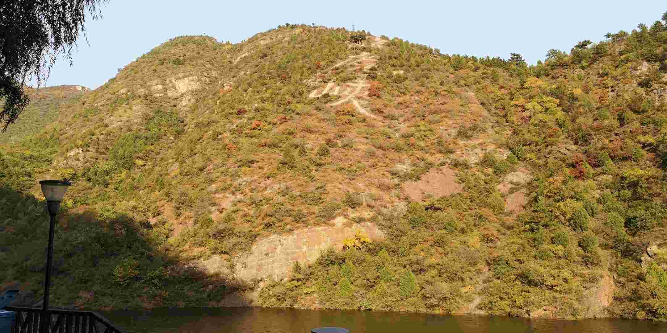 坐船看山是最大亮点：北京龙庆峡旅游攻略